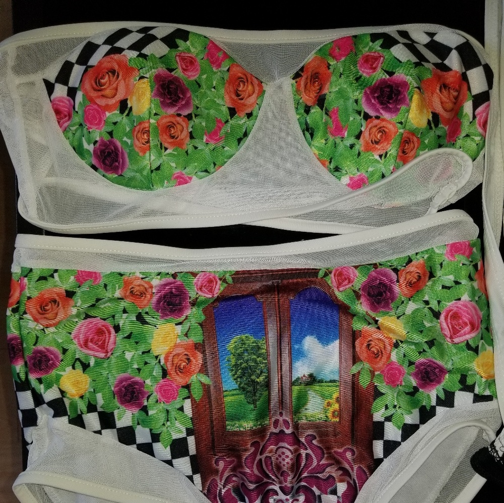 Swim suite